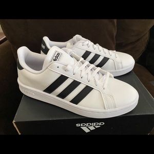 Adidas Grand Court Sneaker